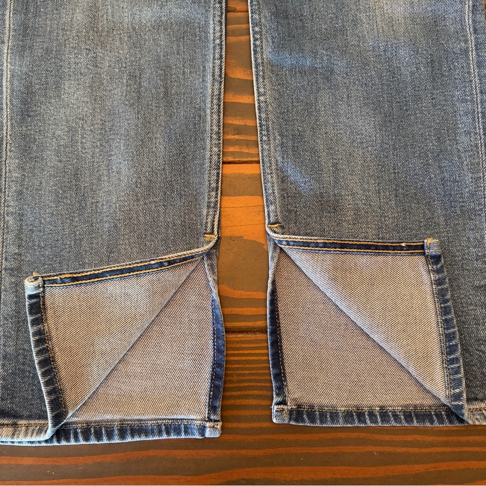 GANNI Beksi Straight Leg Jeans Pink Button Slit Hem Organic Denim 27 NWT - Picture 6 of 8
